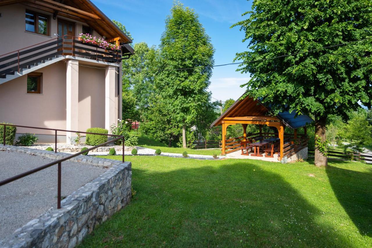 Apartment Sara Rakovica Kültér fotó