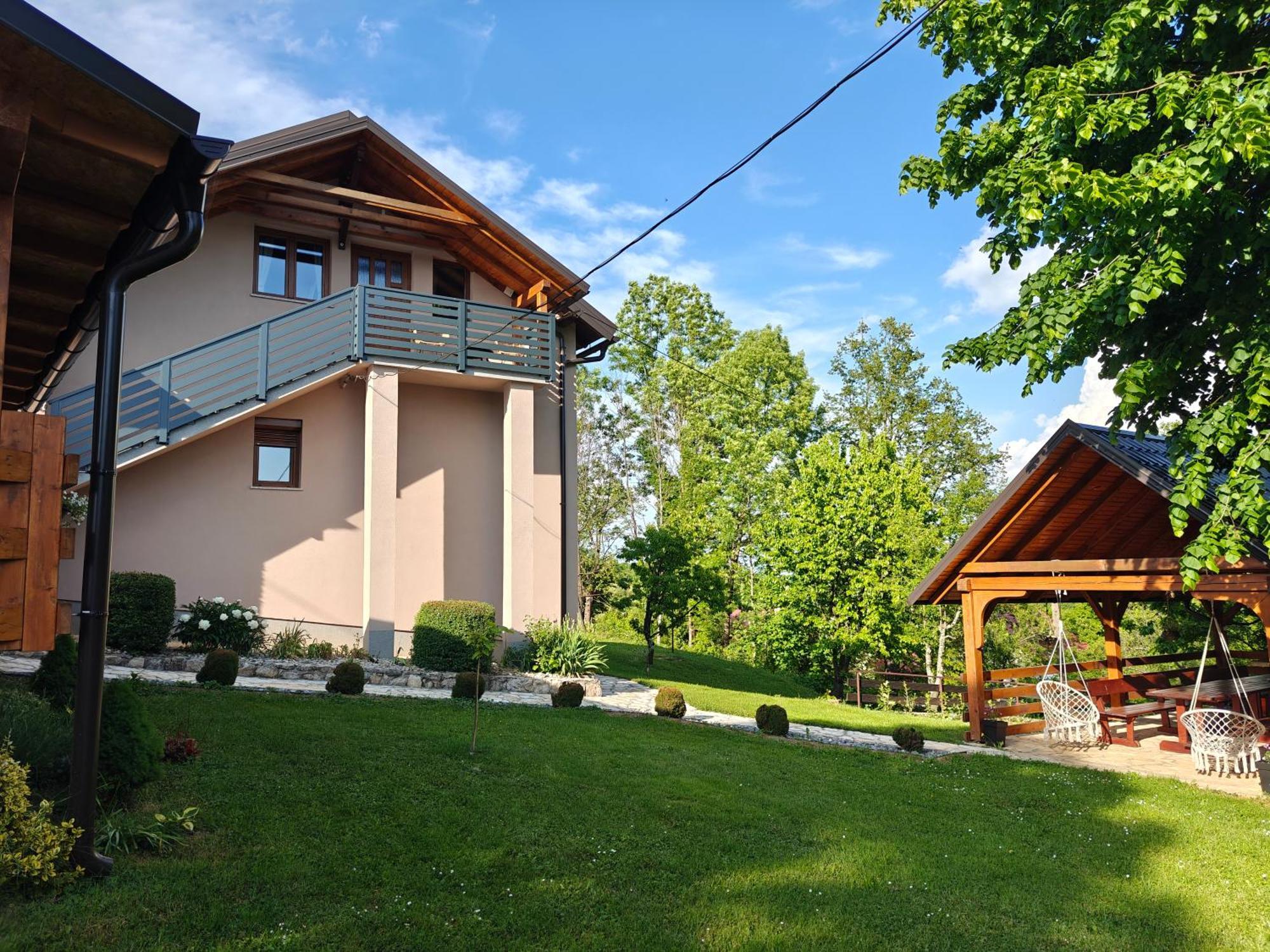 Apartment Sara Rakovica Kültér fotó